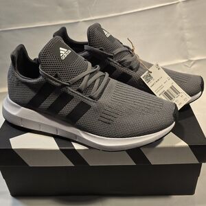 Adidas Swift Run 1.0 Shoes Grey Four / Grey Six / Cloud White